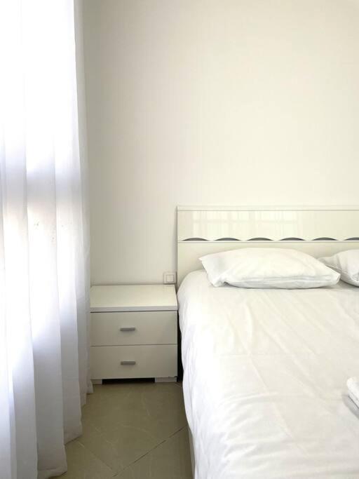 Trendy 2br Golf Apartment